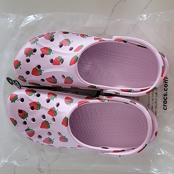 NWT Strawberry Crocs - Picture 2 of 5